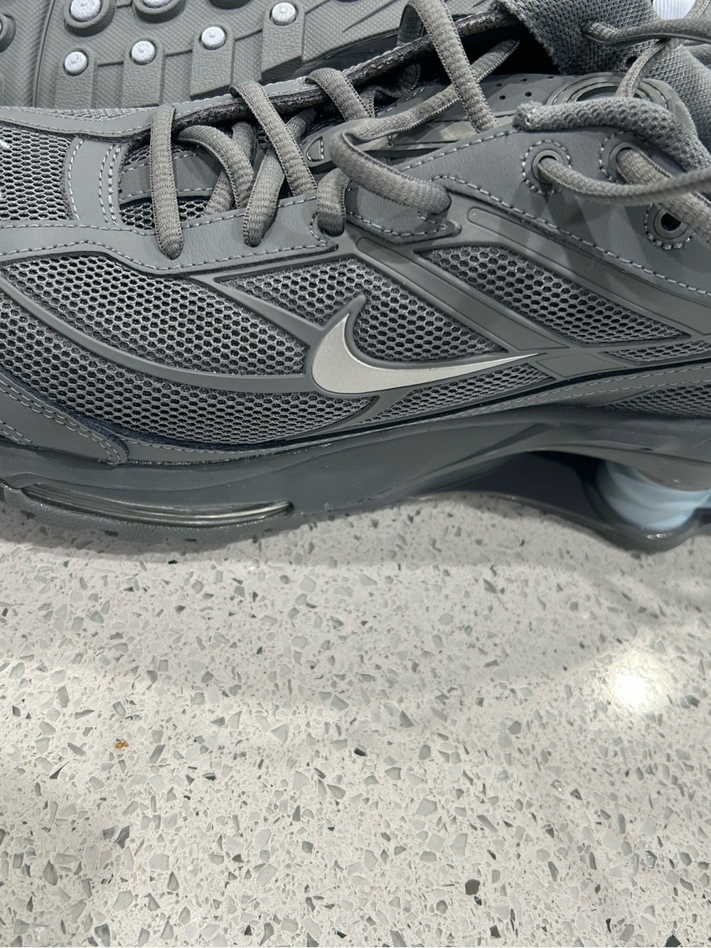 Nike Shox Cool Grey/Celestine Blue/Metallic Silver